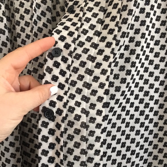 LOFT Black and white chiffon button up blouse - Picture 3 of 3